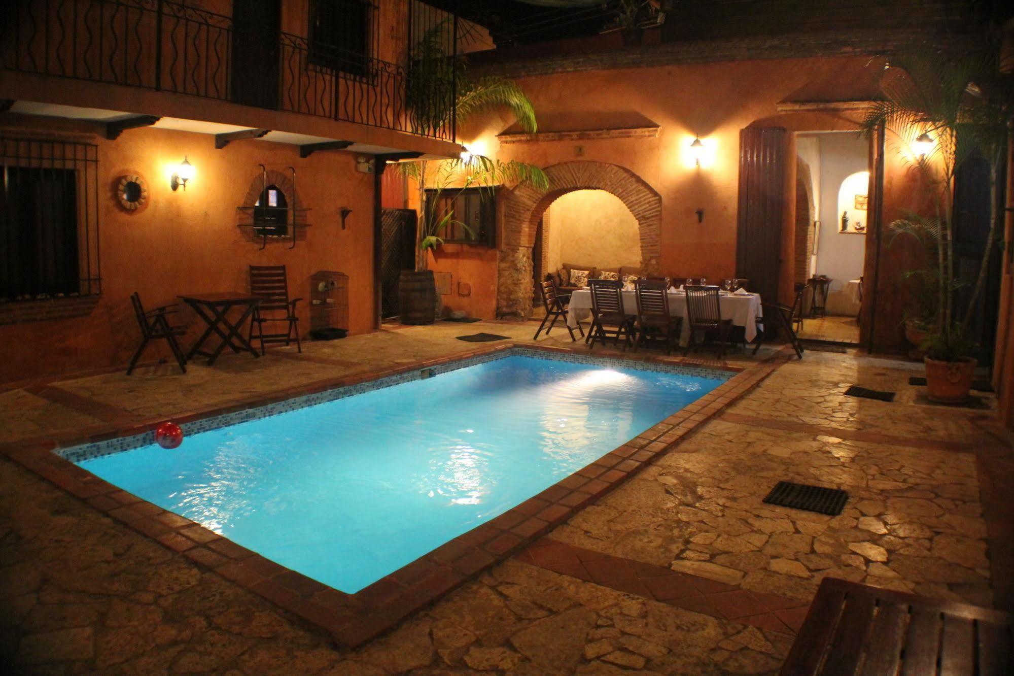 Dona Elvira Boutique Hotel Santo Domingo Exterior foto